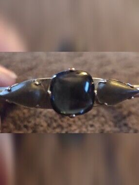 Vintage Style 3-stone Cuff Bracelet